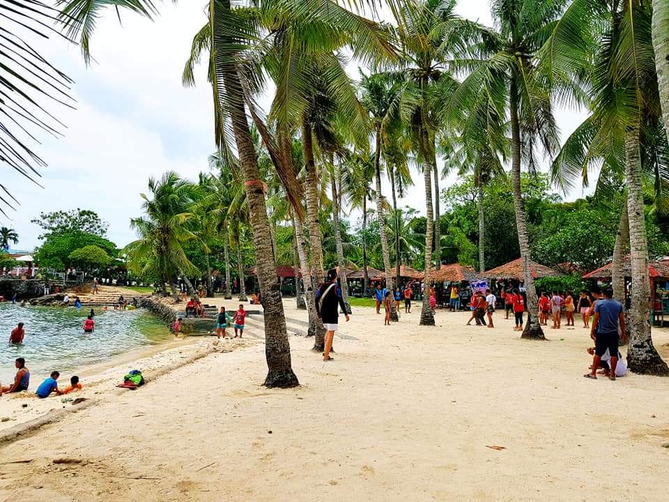 【セブ島・日帰り】50ペソで楽しめるハドサンビーチ完全攻略ガイド